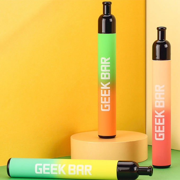 Geek Bar J1 Pod Kit | Replaceable Pod Device